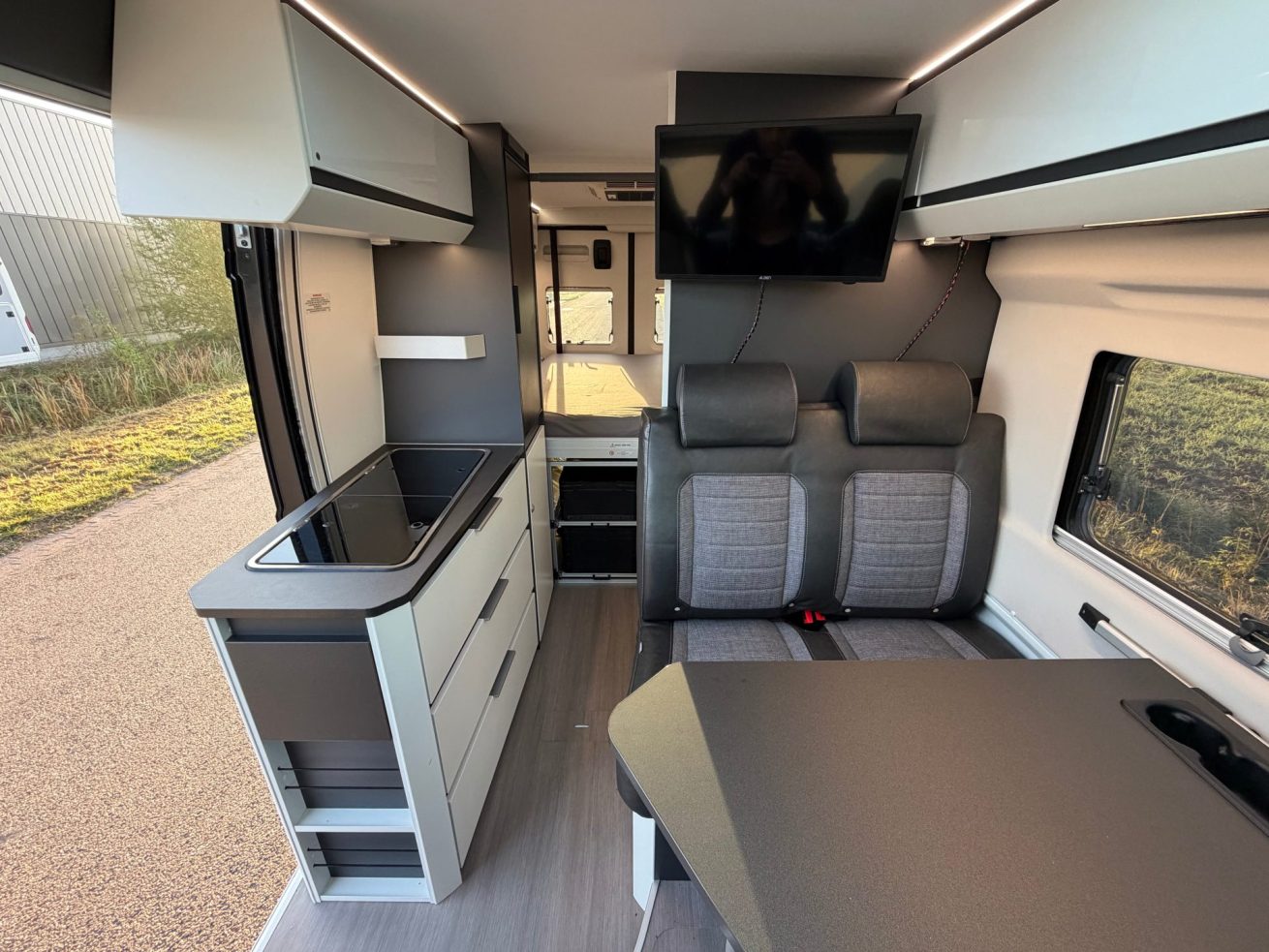 Adria Twin Supreme 640 SGX (12)
