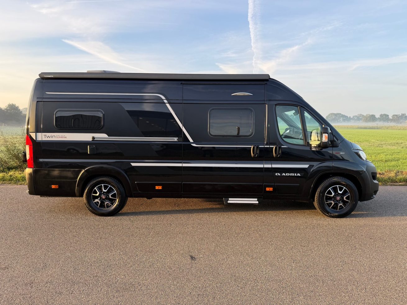 Adria Twin Supreme 640 SGX (25)