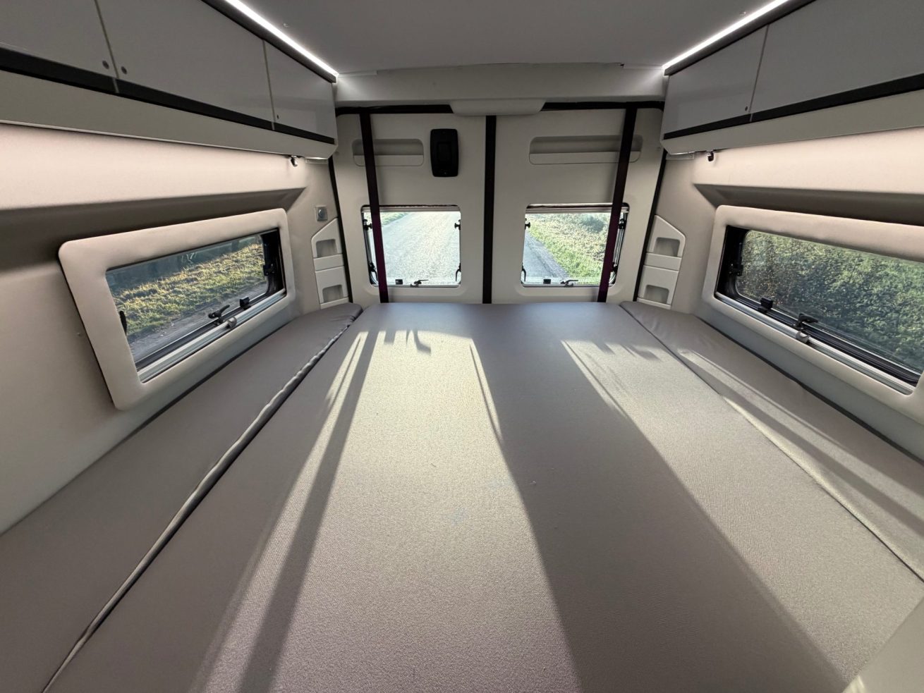 Adria Twin Supreme 640 SGX (28)