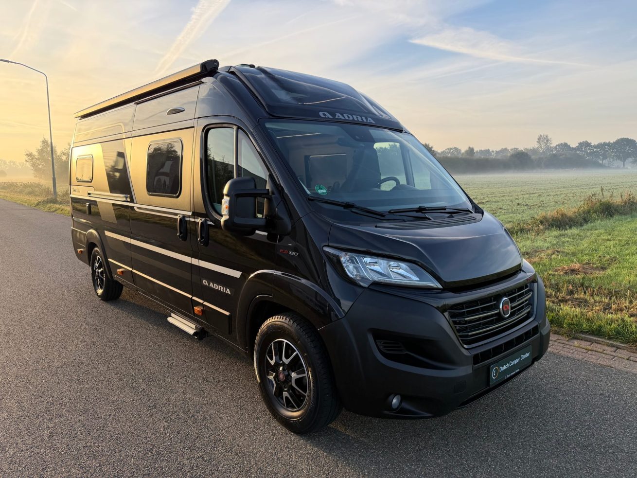 Adria Twin Supreme 640 SGX (5)