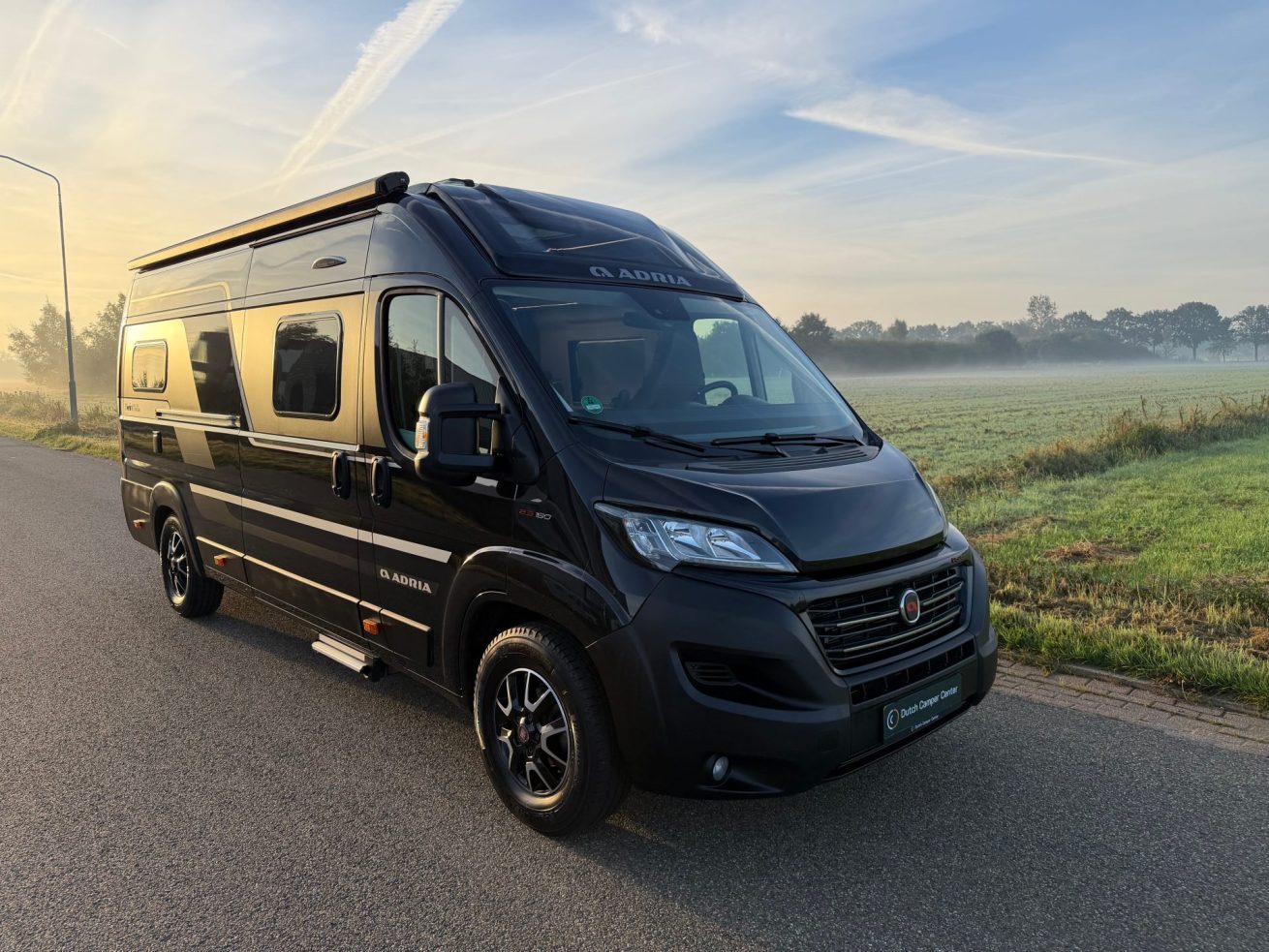 Adria Twin Supreme 640 SGX (6)