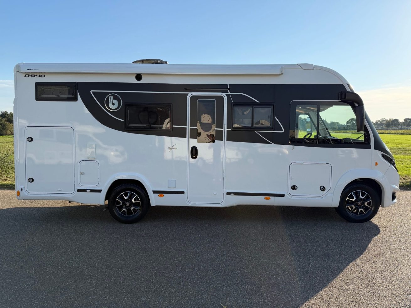 Benimar Amphitryon A940 (15)