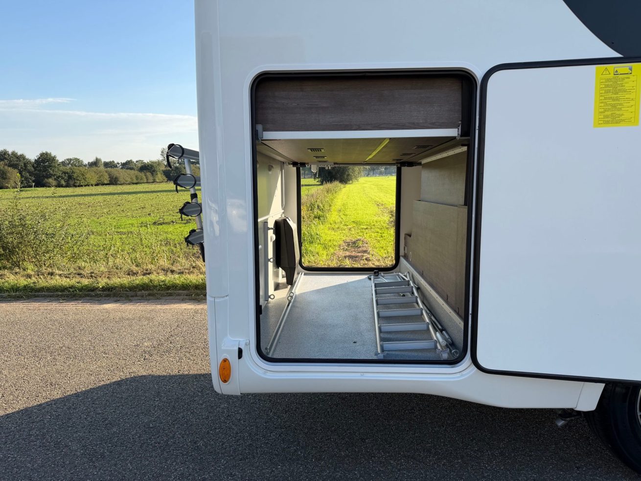 Benimar Amphitryon A940 (16)