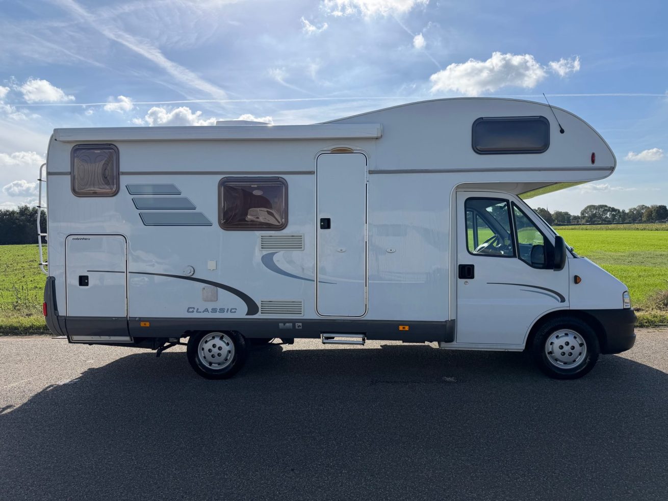 Hymer Camp Classic 524 (22)