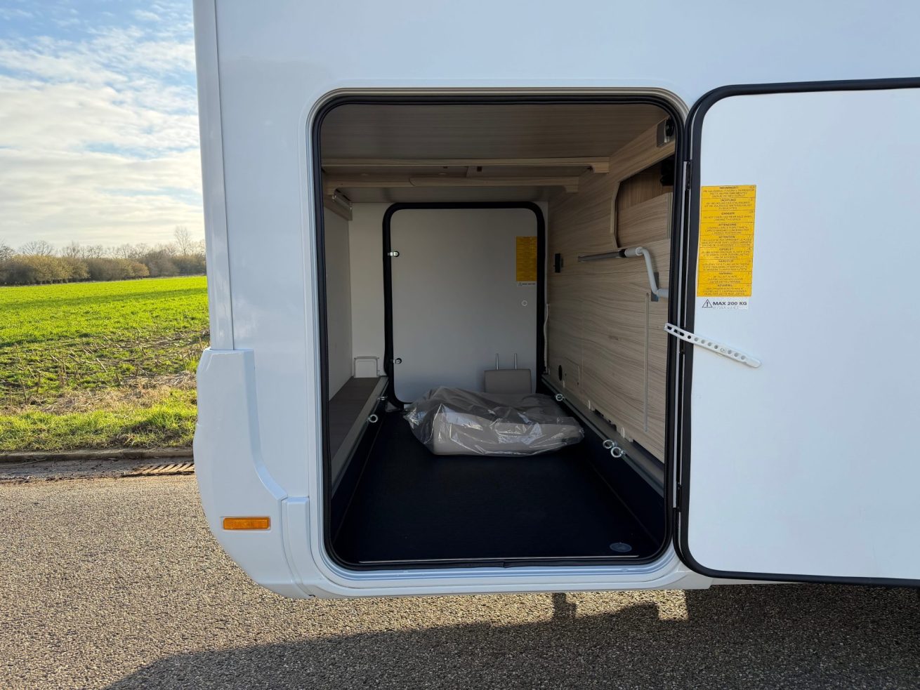 Adria Compact Plus DL 2025 (7)