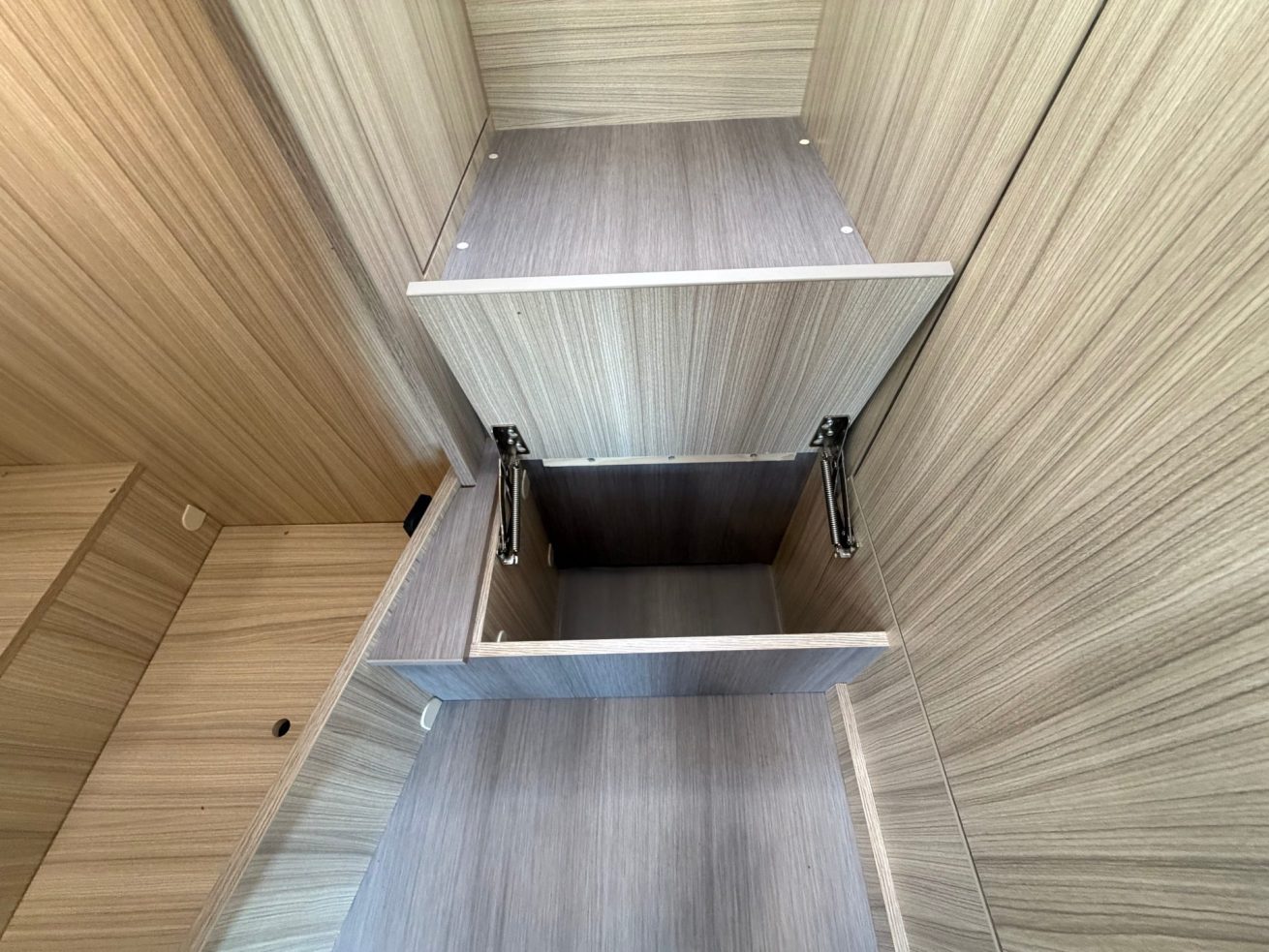 Adria Compact SL (20)