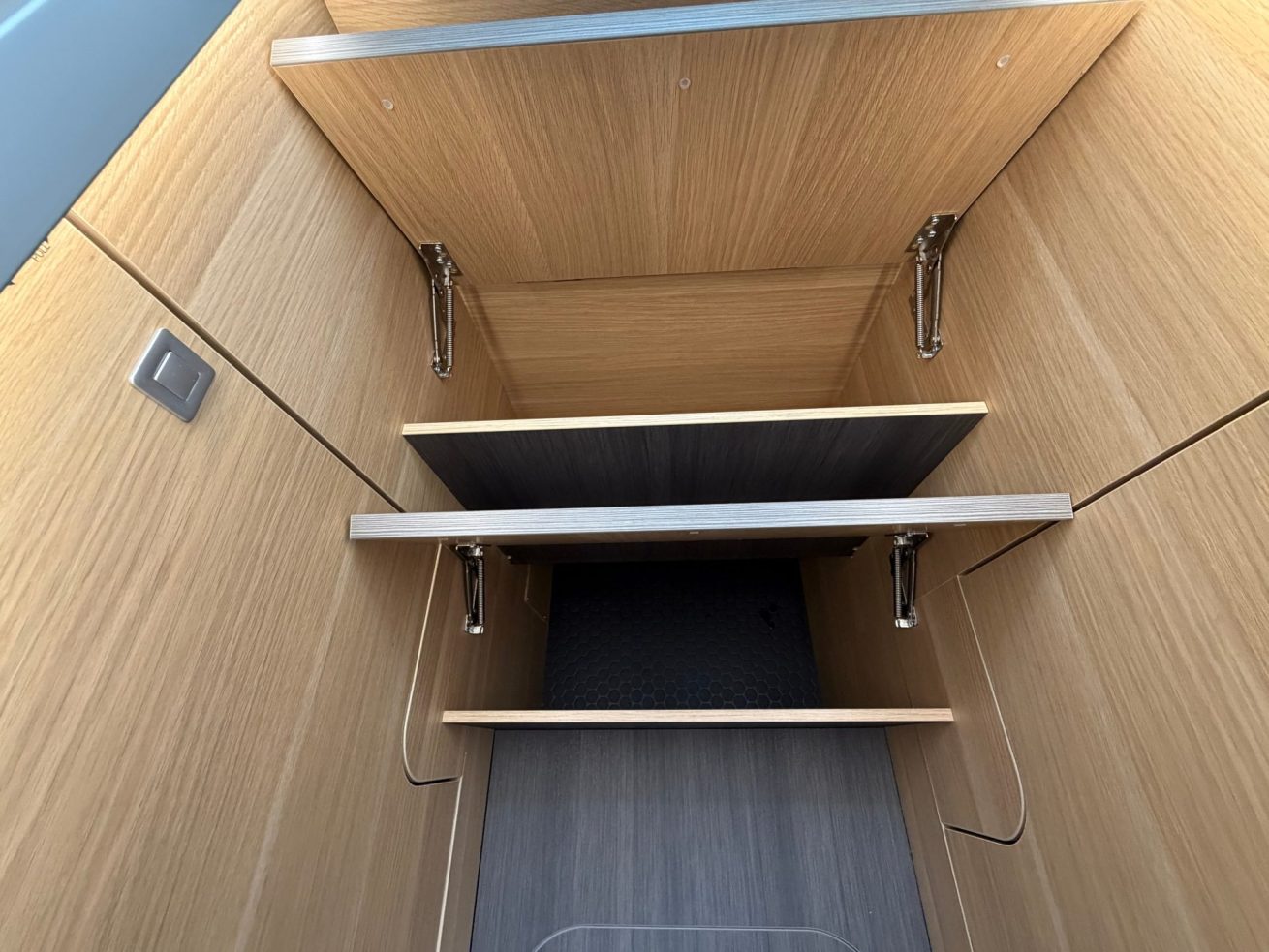 Adria Matrix 650 DL (10)