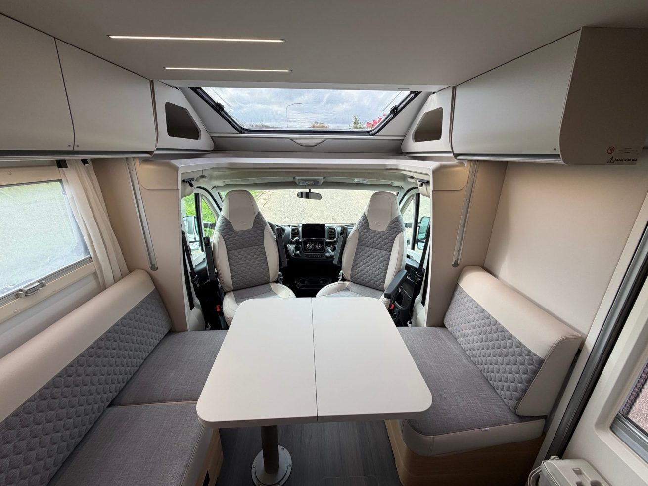 Adria Matrix 650 DL (26)