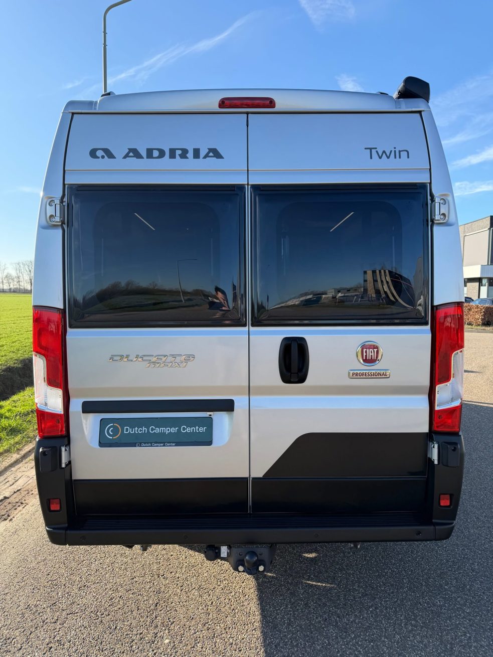 Adria Twin 640 SGX Supreme (21)