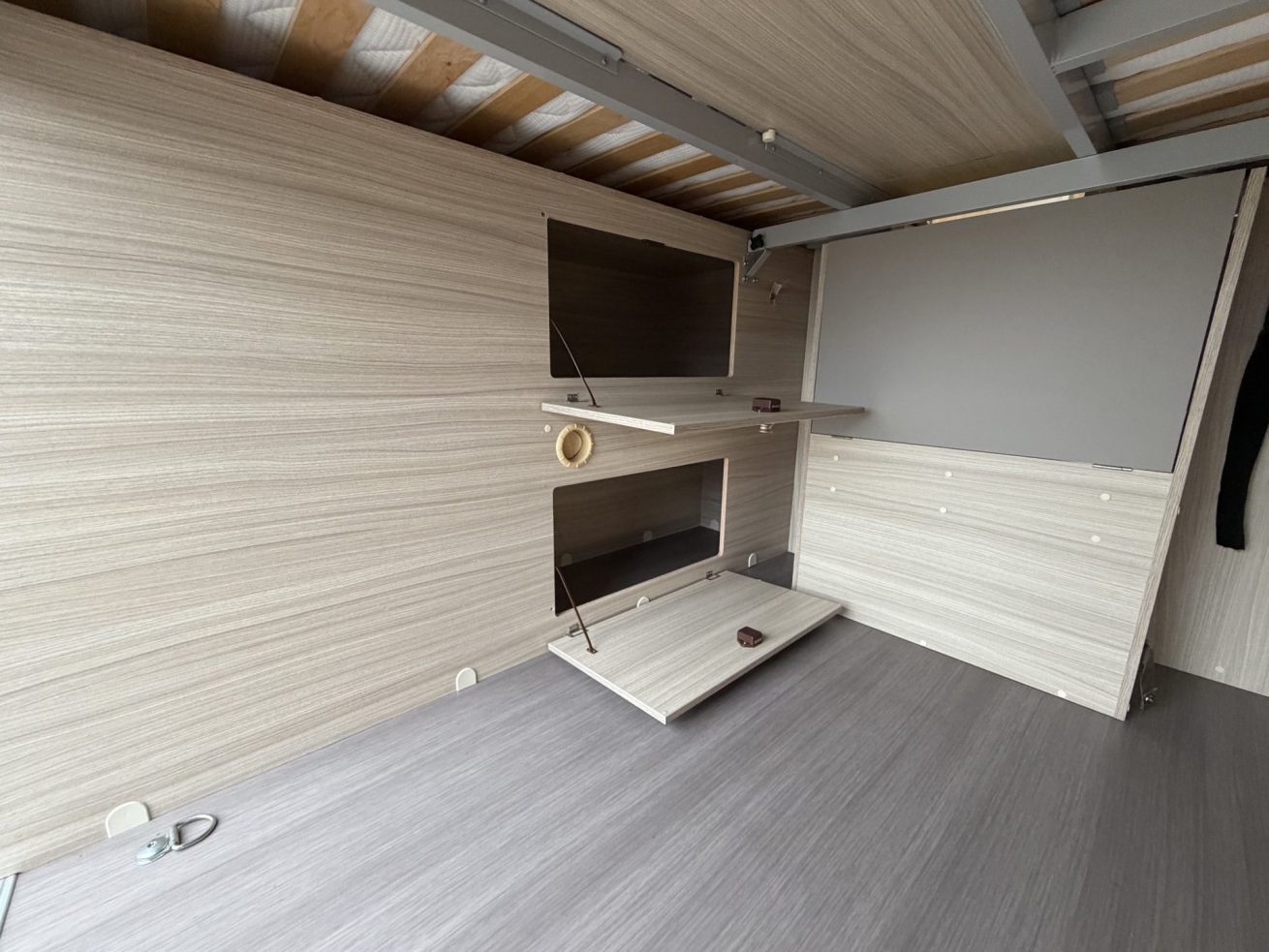 Adria Twin Plus 640 SLB (12)