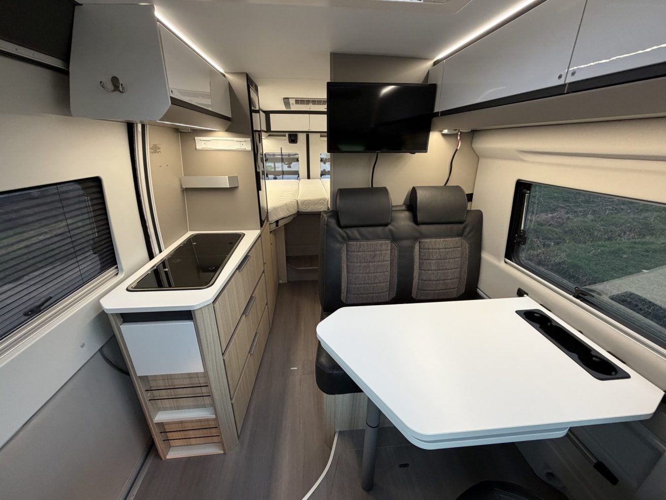 Adria Twin Plus 640 SLB (5)