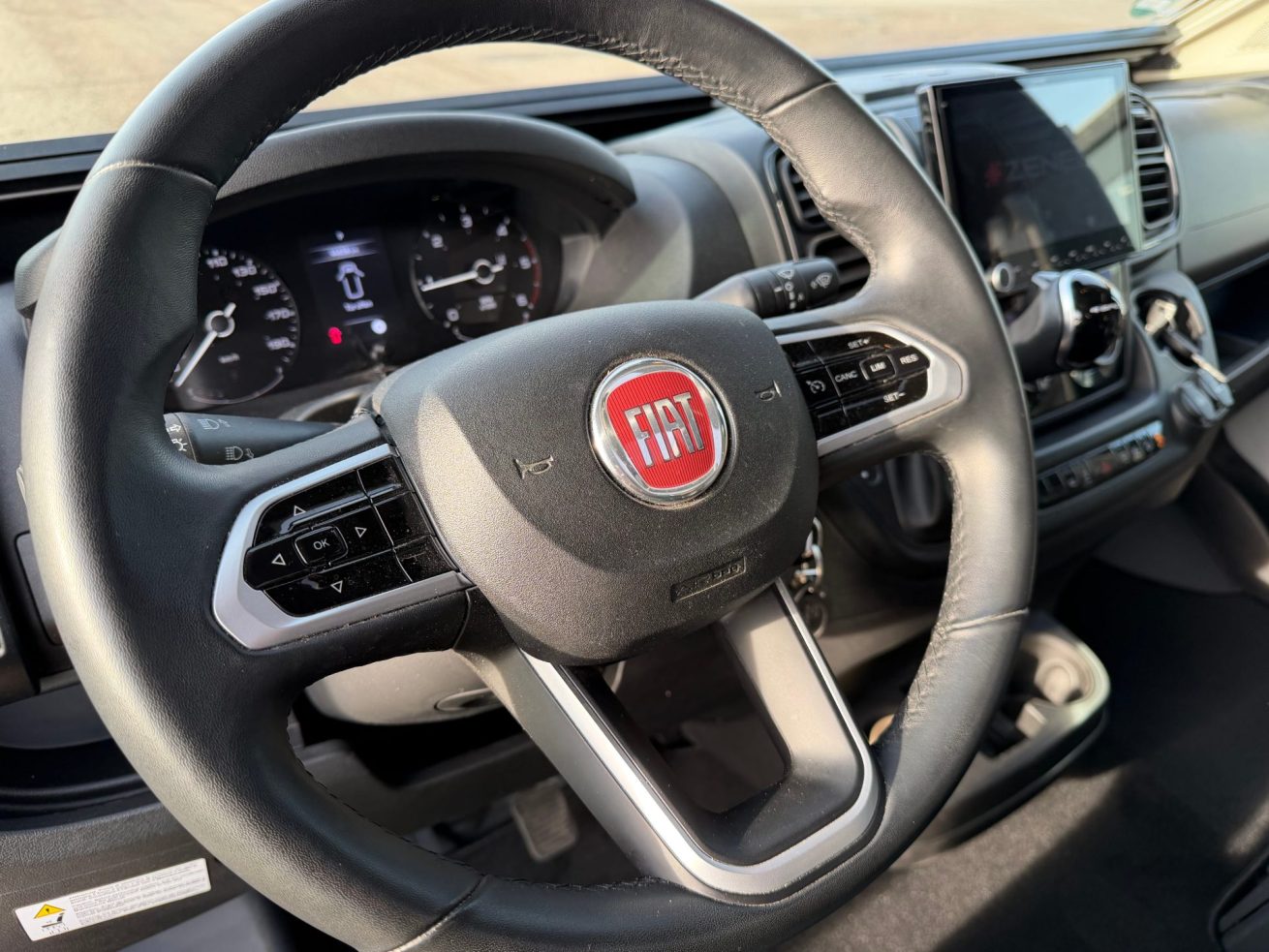 Adria Twin Supreme (11)