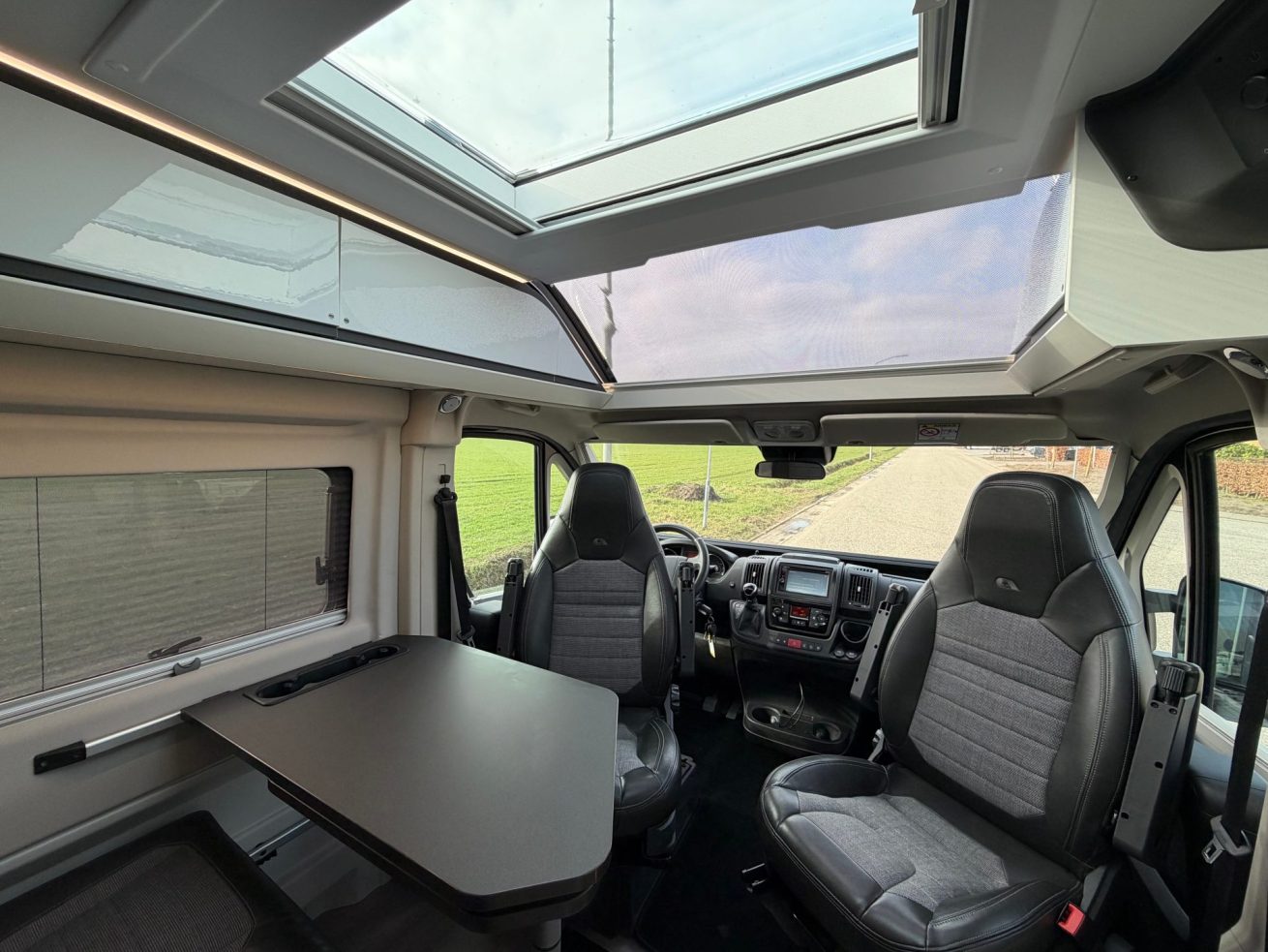 Adria Twin Supreme 640 SLB (11)