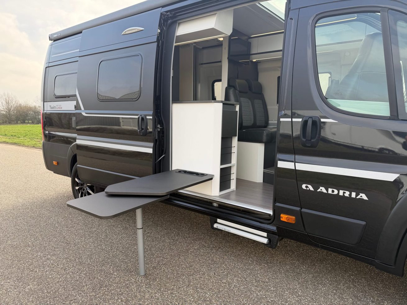 Adria Twin Supreme 640 SLB (18)