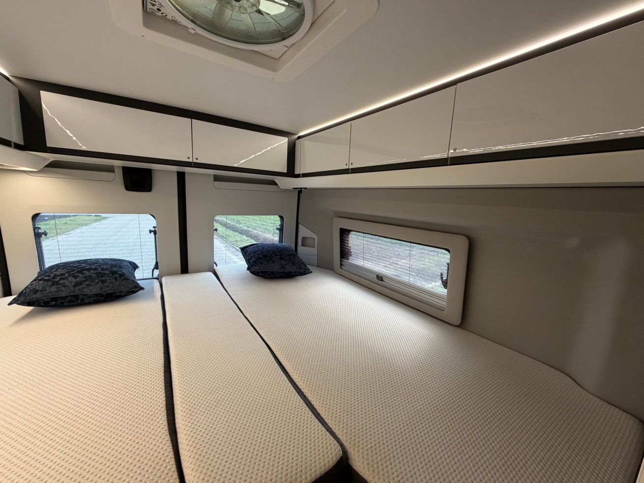 Adria Twin Supreme 640 SLB (25)