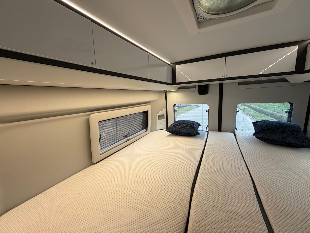 Adria Twin Supreme 640 SLB (26)