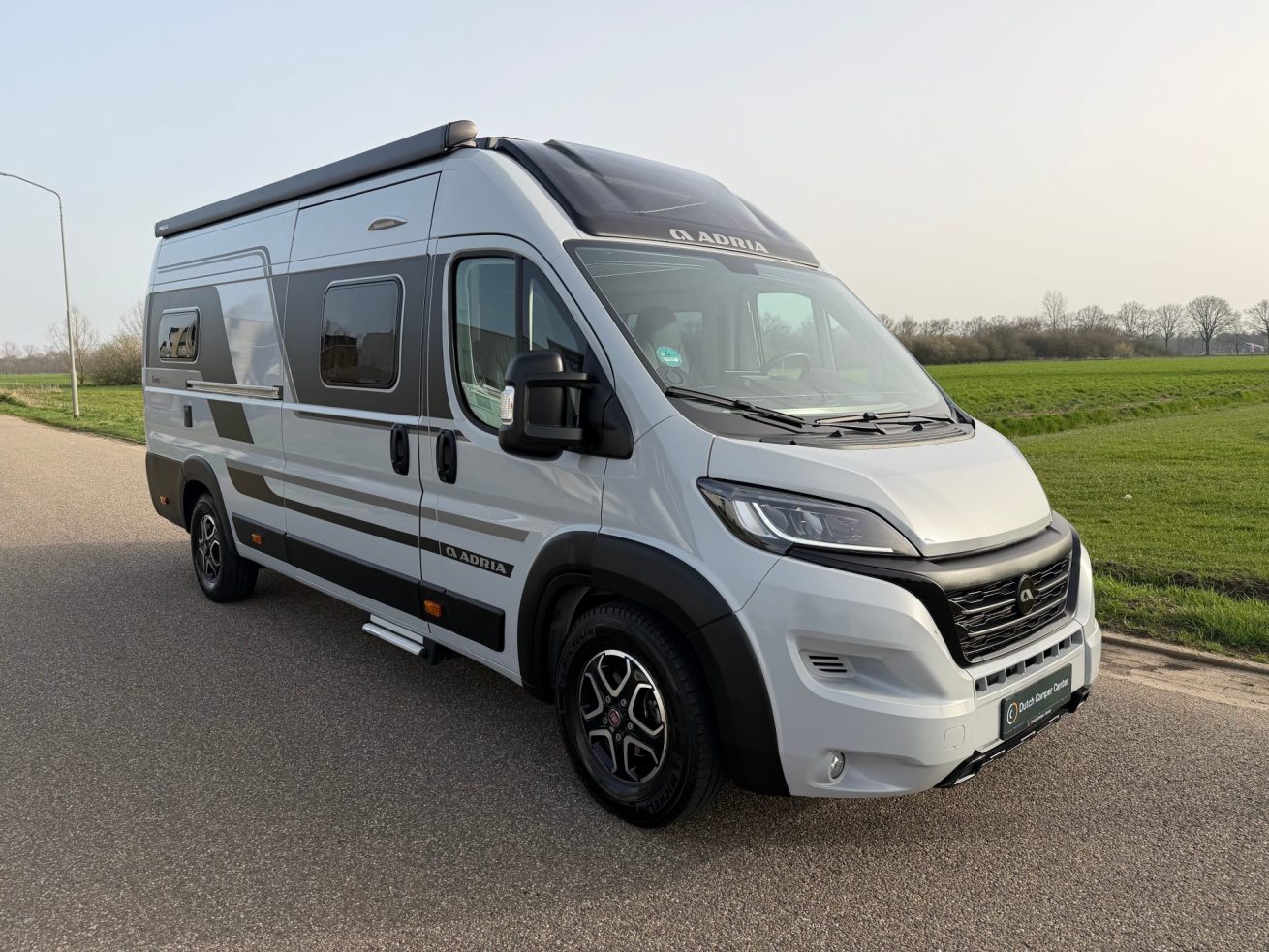 Adria Twin Supreme SLB (19)