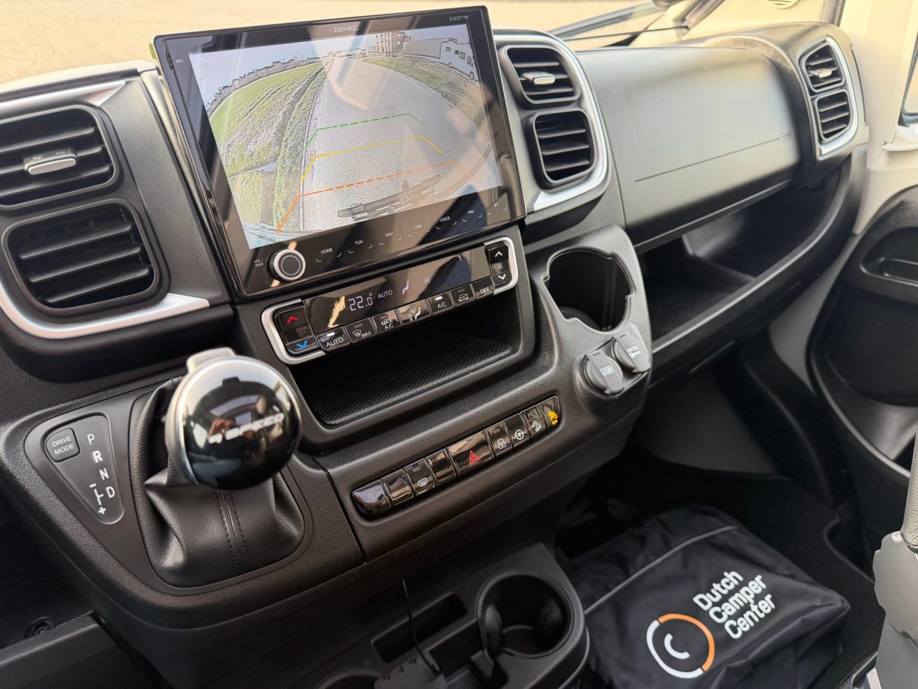 Adria Twin Supreme SLB (23)