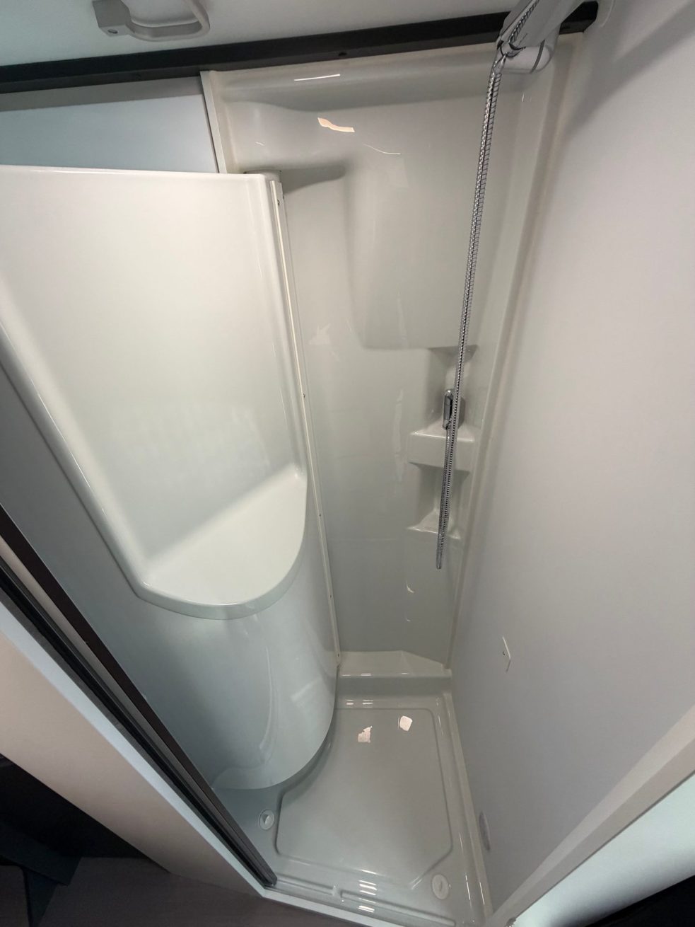 Adria Twin Supreme SLB (25)