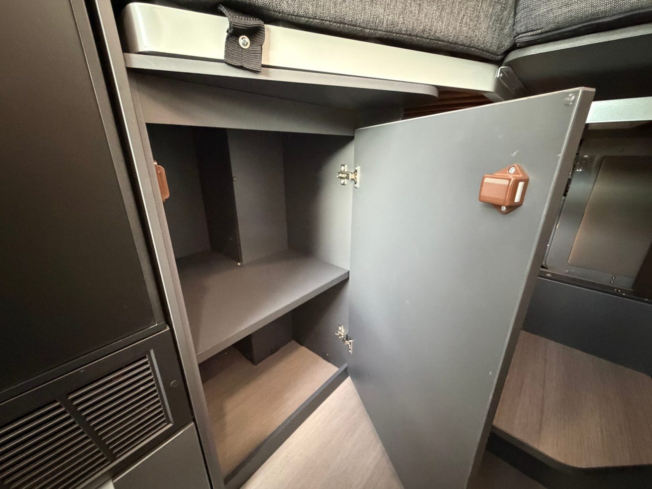 Adria Twin Supreme SLB (4)