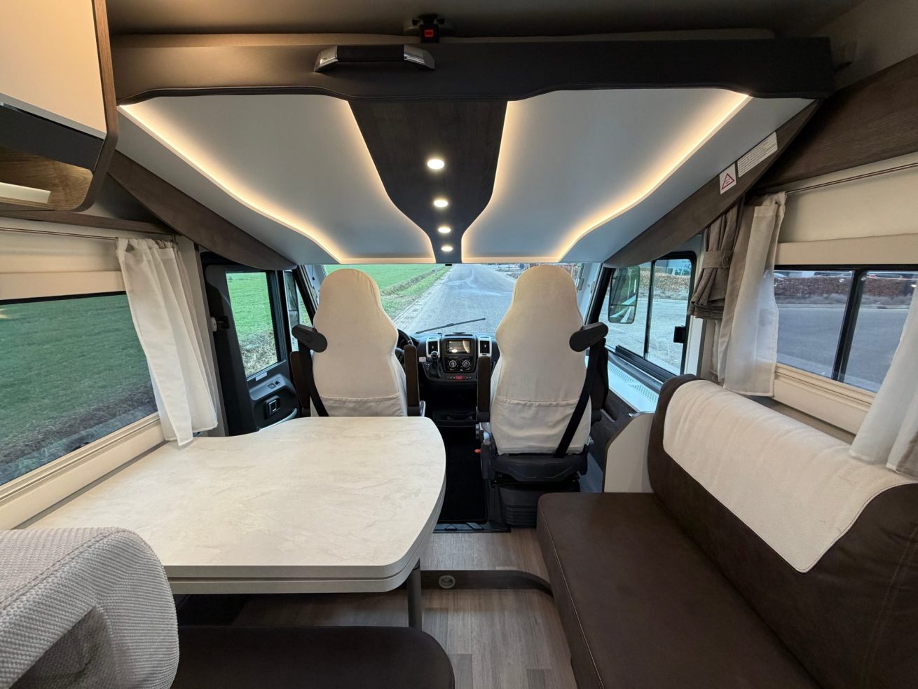 Benimar Amphytrion (11)