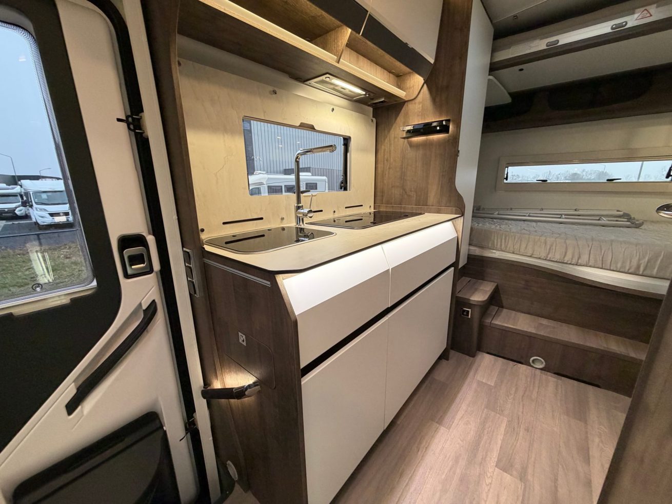 Benimar Amphytrion (12)