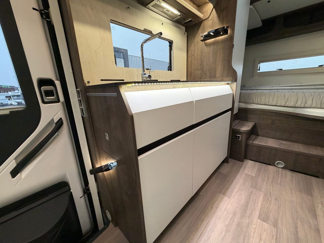 Benimar Amphytrion (13)