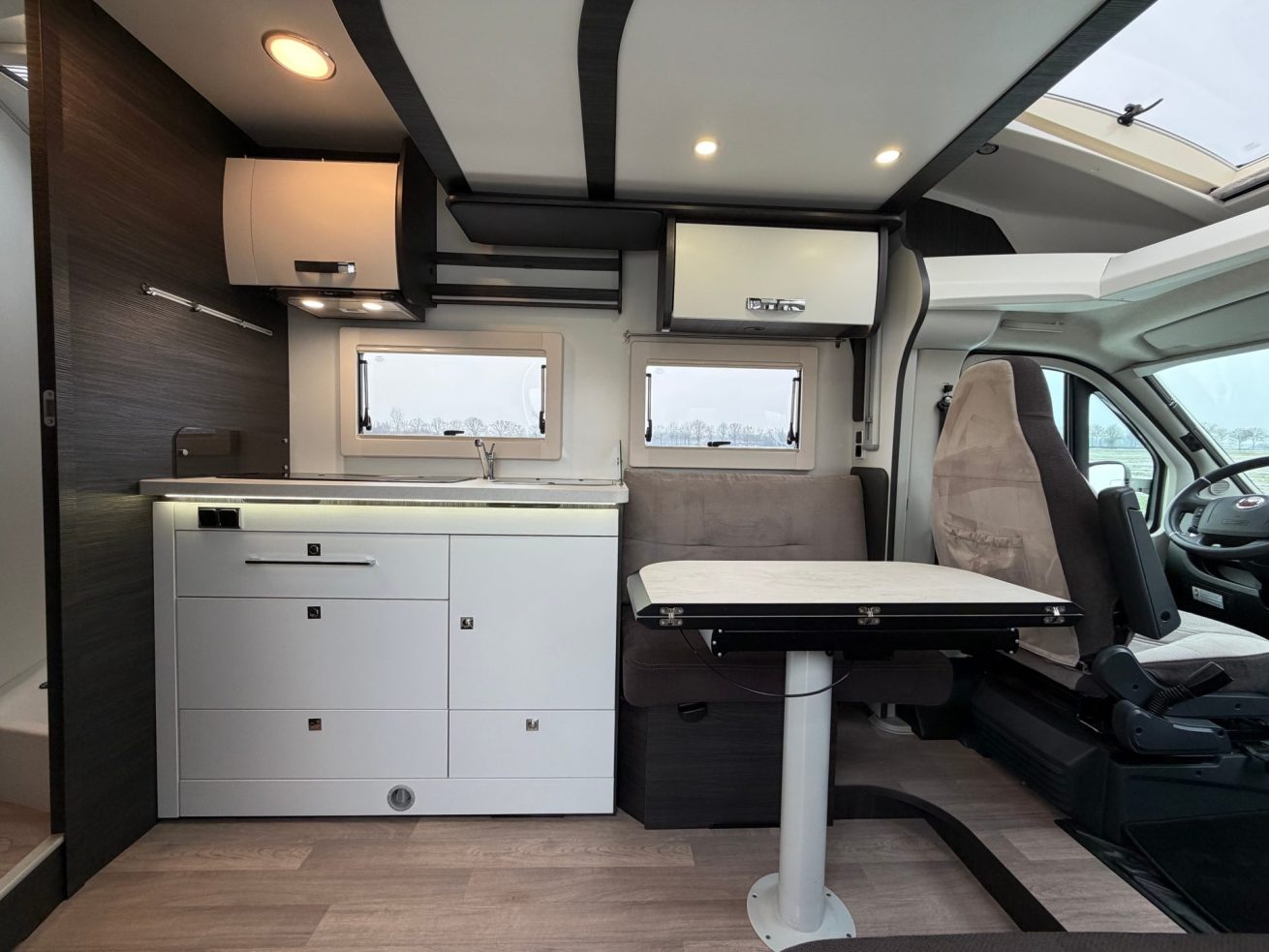 Benimar Mileo 297 Northautokapp (12)