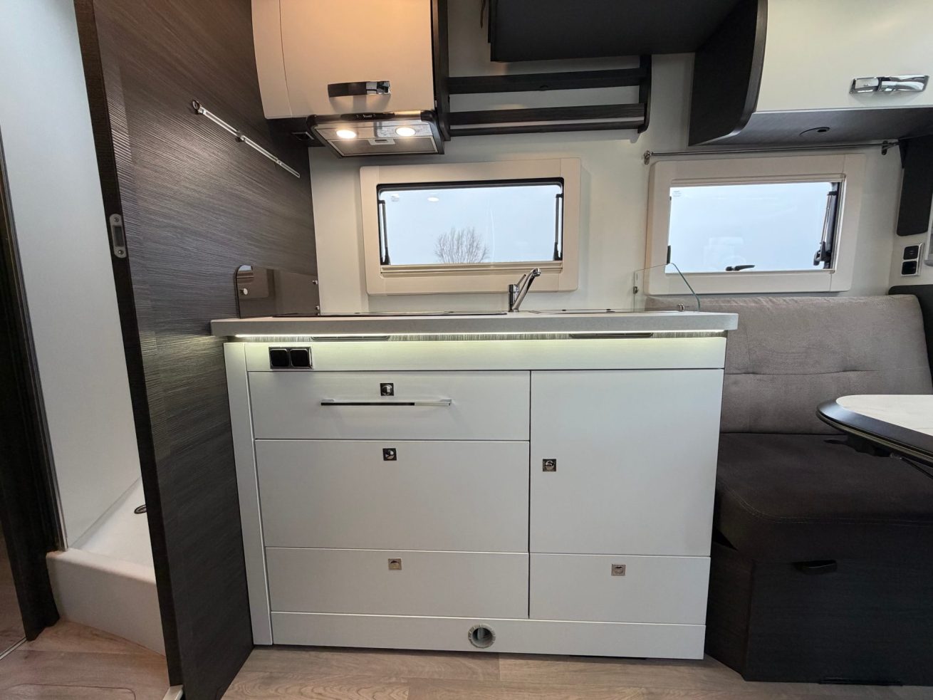 Benimar Mileo 297 Northautokapp (5)