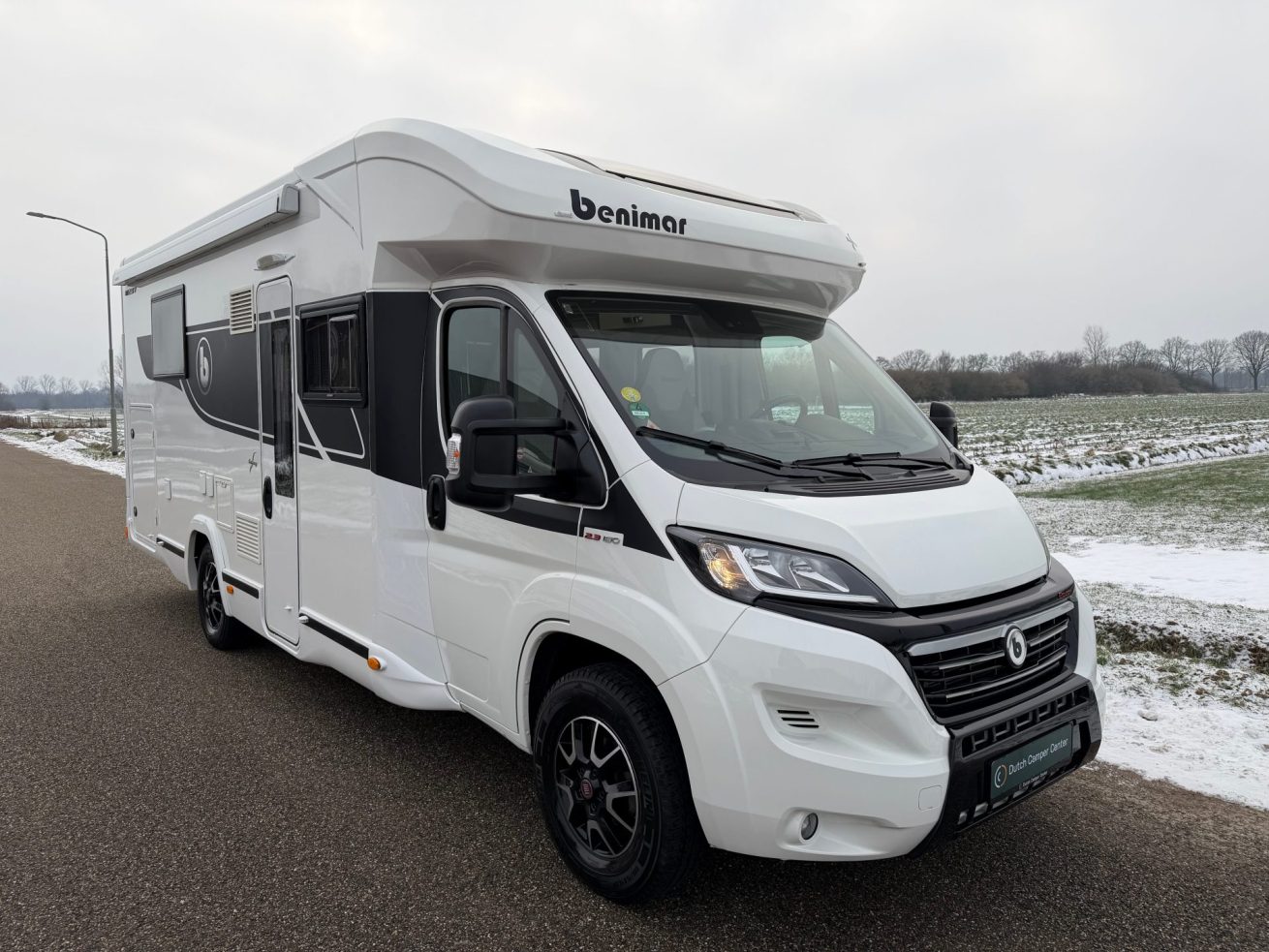 Benimar Mileo 297 Northautokapp (8)