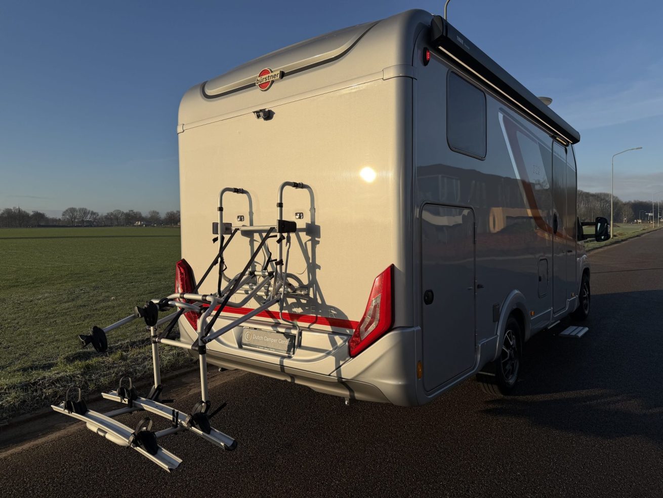 Bürstner Ixeo IT 690 G (1)