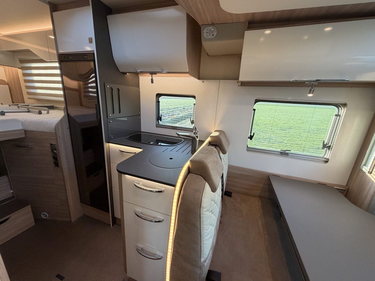 Bürstner Ixeo IT 690 G (4)