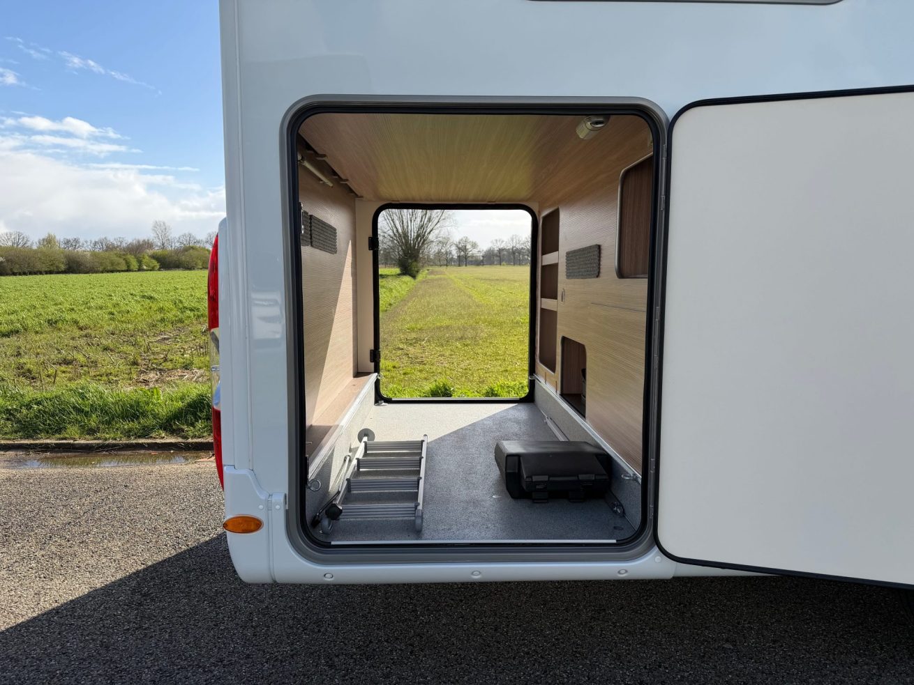 Bürstner Limited 726 (12)