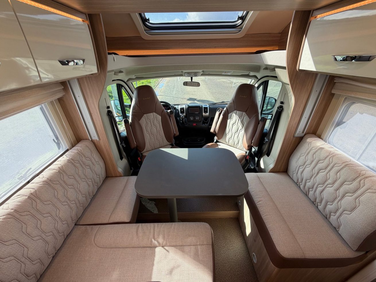 Bürstner Limited 726 (15)