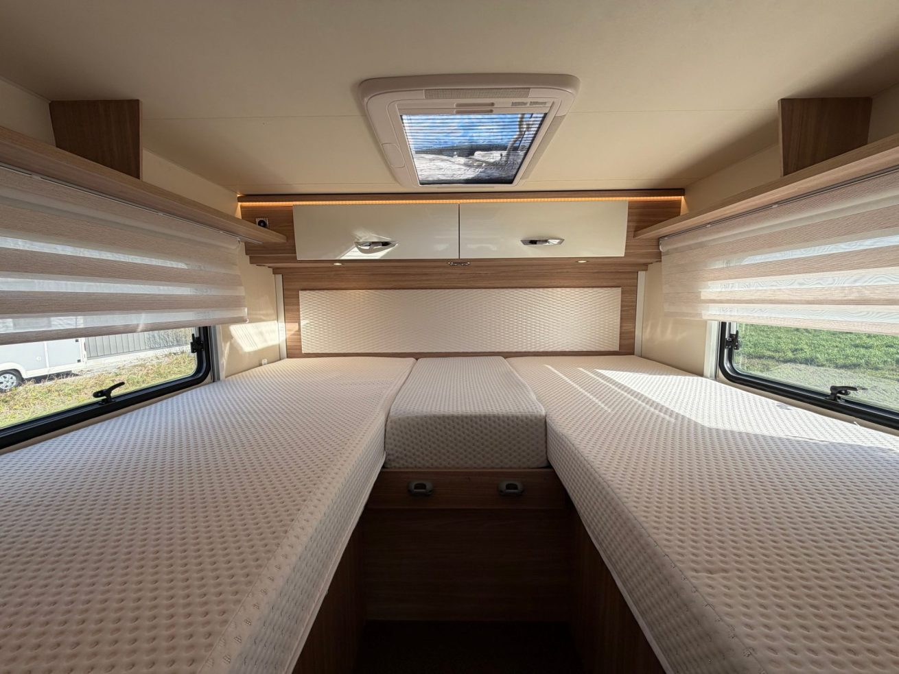 Bürstner Limited 726 (7)