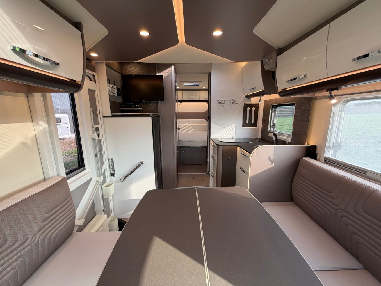 Bürstner Lyseo Privilege 732 TD (1)