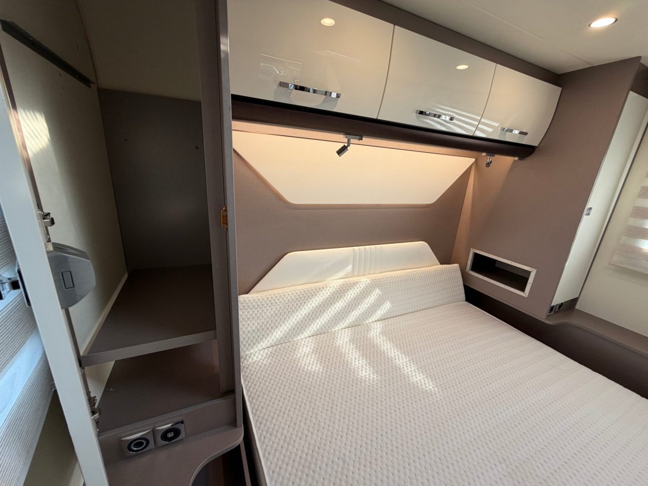 Bürstner Lyseo Privilege 732 TD (12)