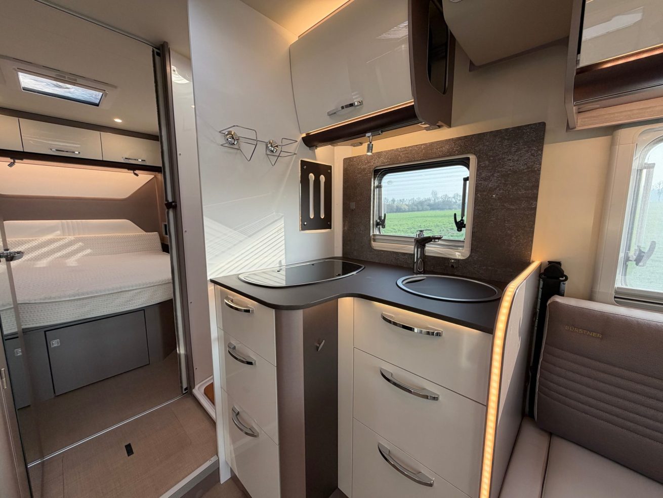 Bürstner Lyseo Privilege 732 TD (19)