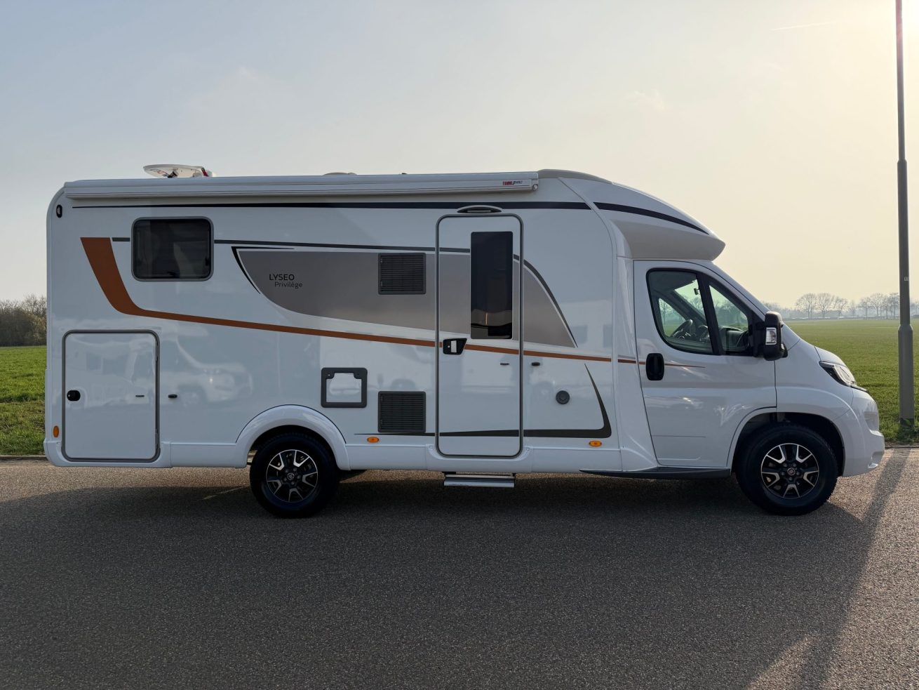 Bürstner Lyseo Privilege 732 TD (2)