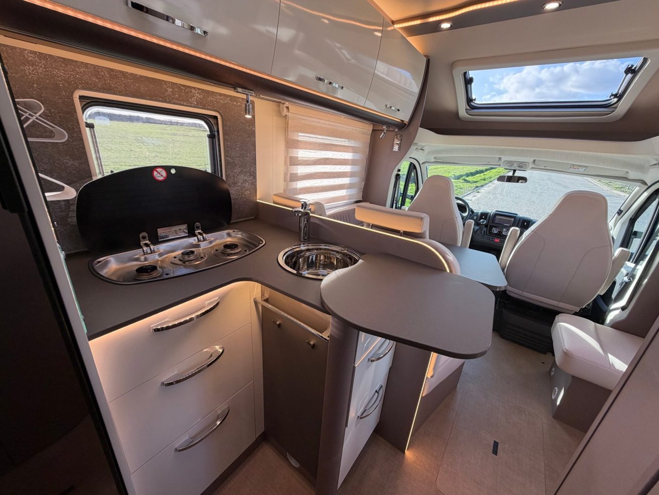 Bürstner Lyseo Privilege TD690G (13)