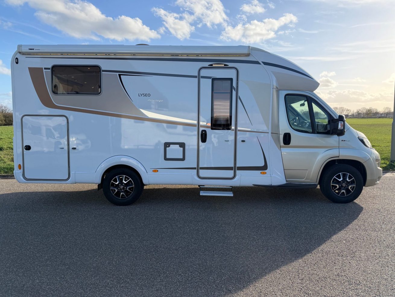 Bürstner Lyseo Privilege TD690G (16)