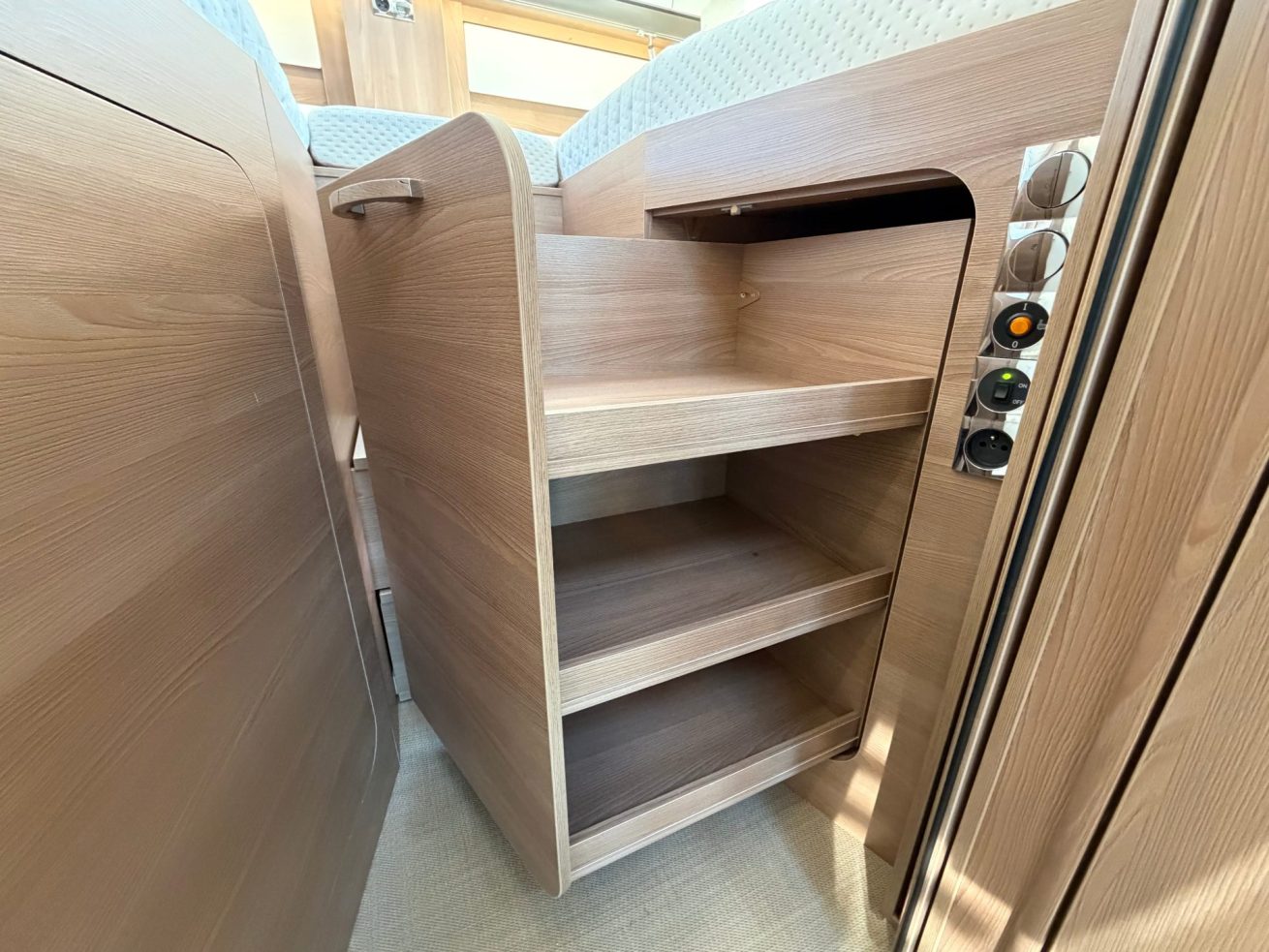 Bürstner Lyseo Privilige TD 727 G (12)