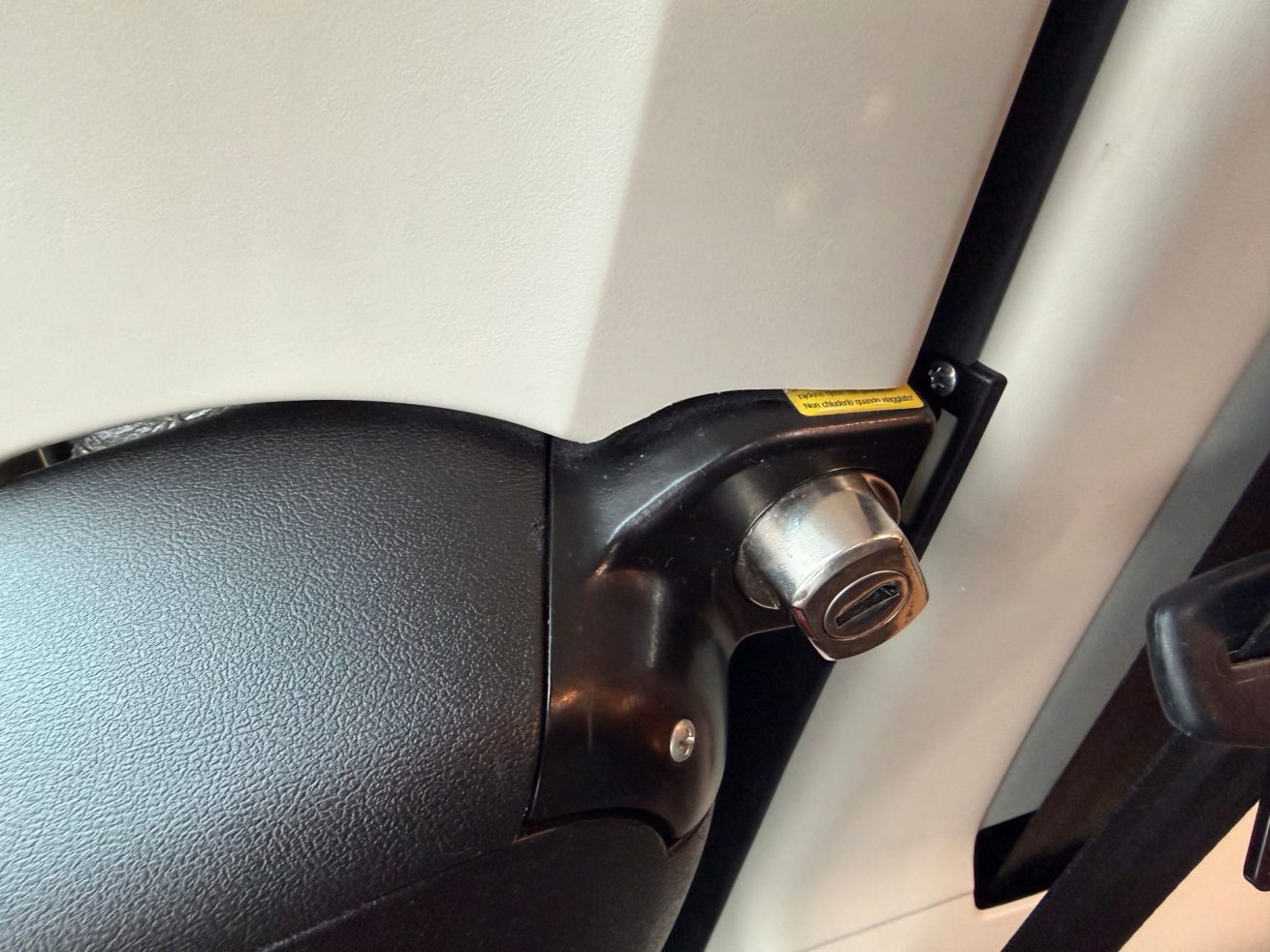 Bustner Lyseo Furtura TD690G (1)