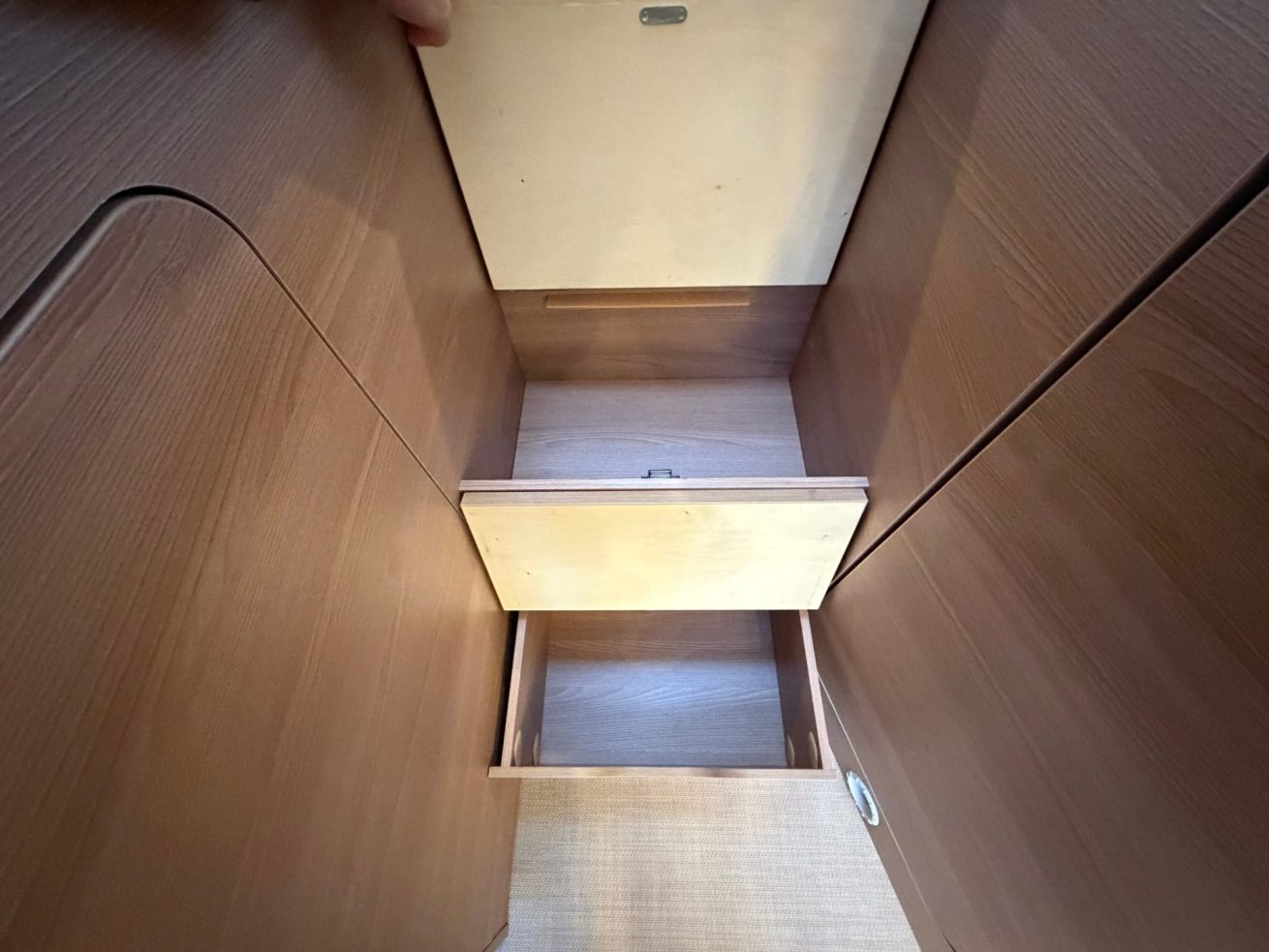 Bustner Lyseo Furtura TD690G (18)