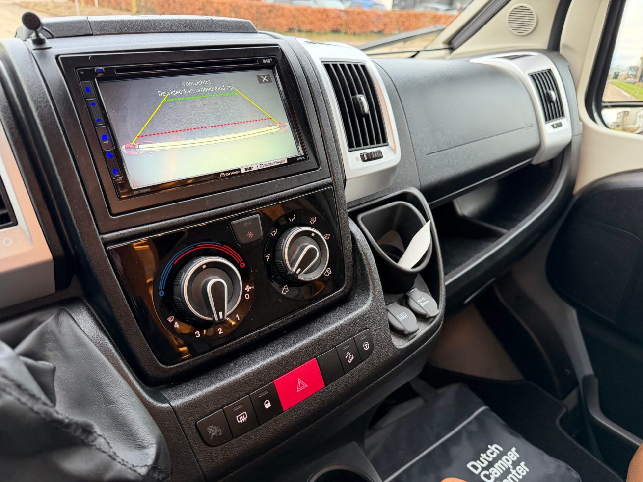 Bustner Lyseo Furtura TD690G (29)