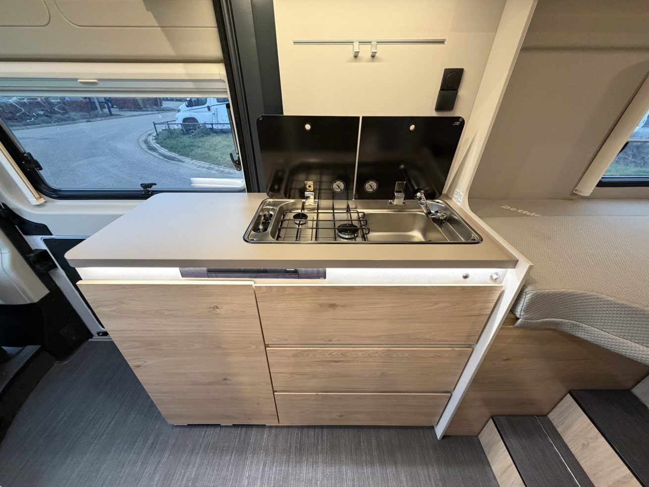 Dethleffs Globetrail (16)