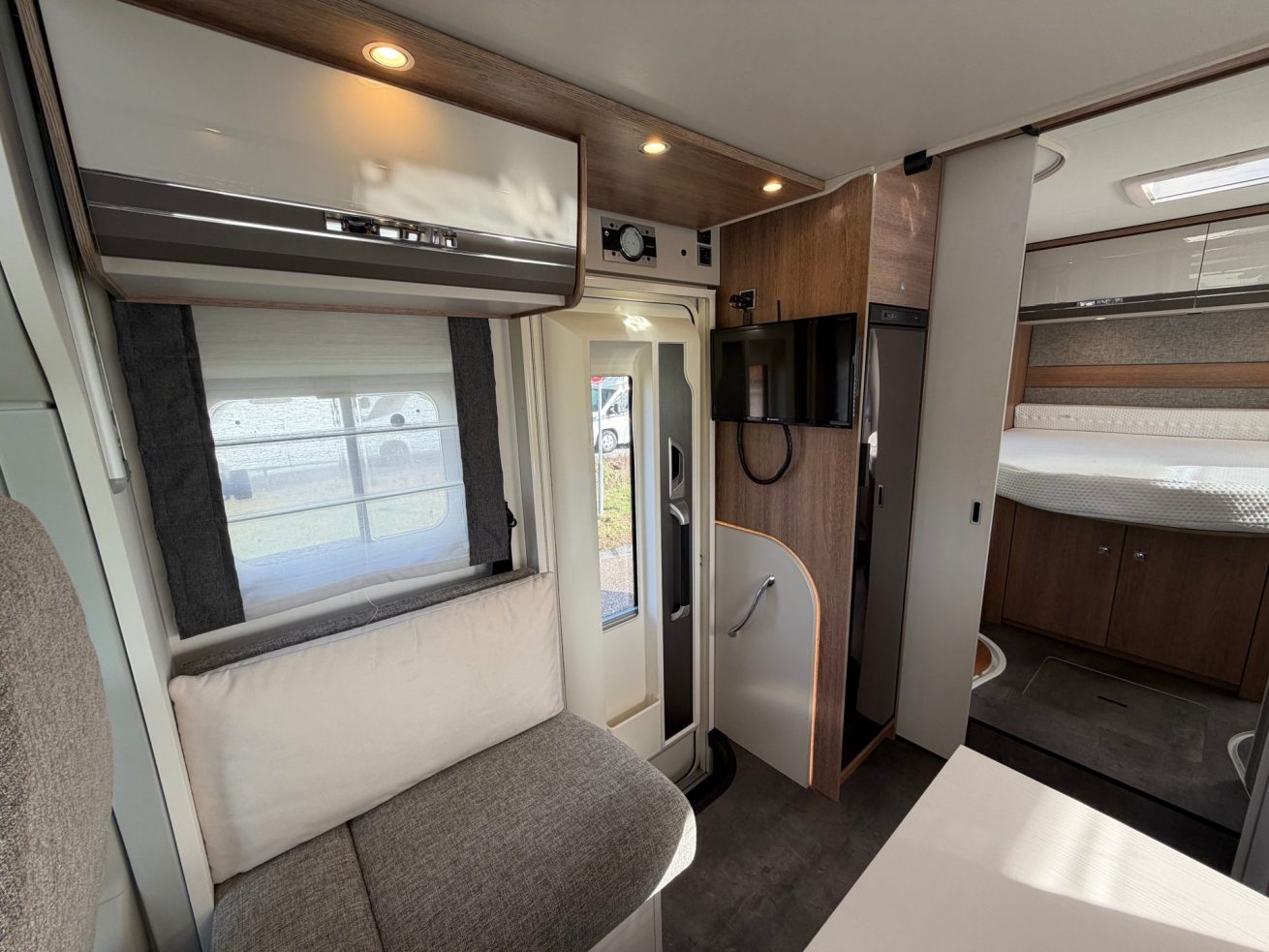 Dethleffs Trend 6757 DBL (25)