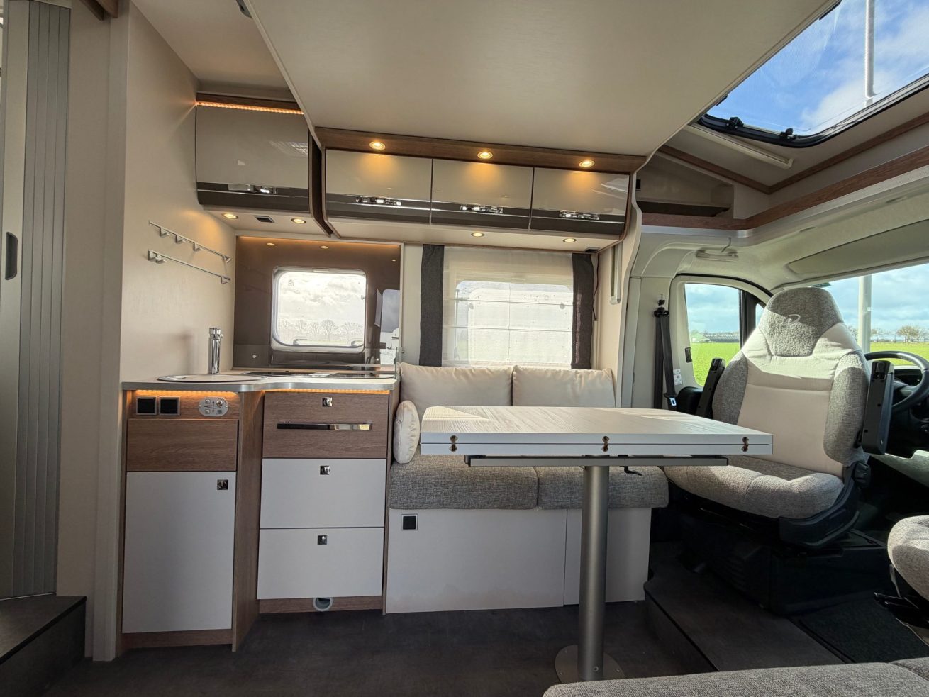 Dethleffs Trend 6757 DBL (8)