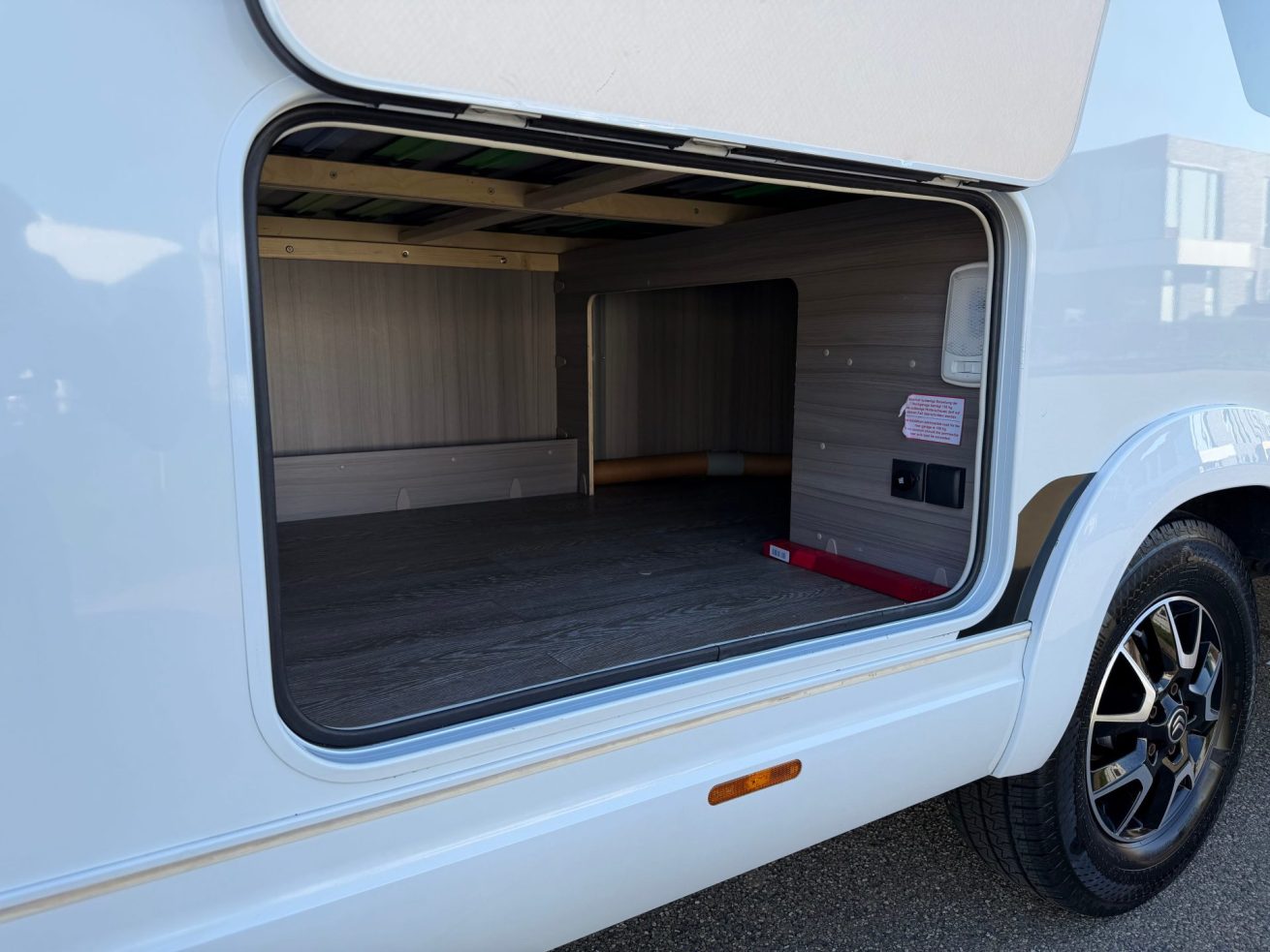 Hobby Optima On Tour T70F (14)