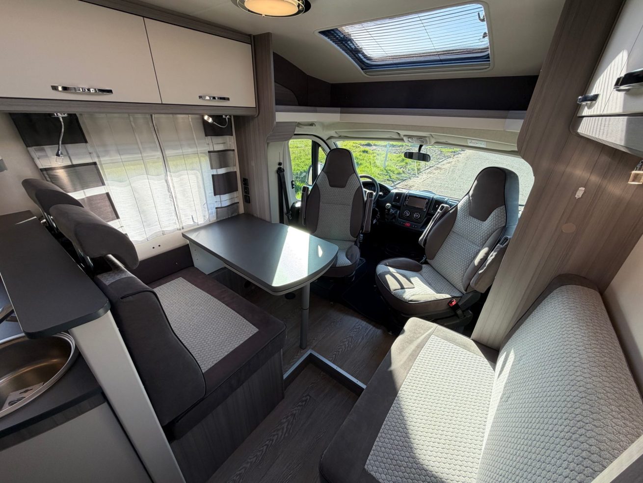 Hobby Optima On Tour T70F (15)